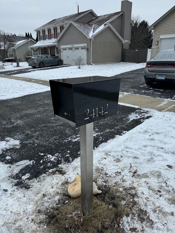Bronze cast aluminum mailbox installation completed in Joliet, IL